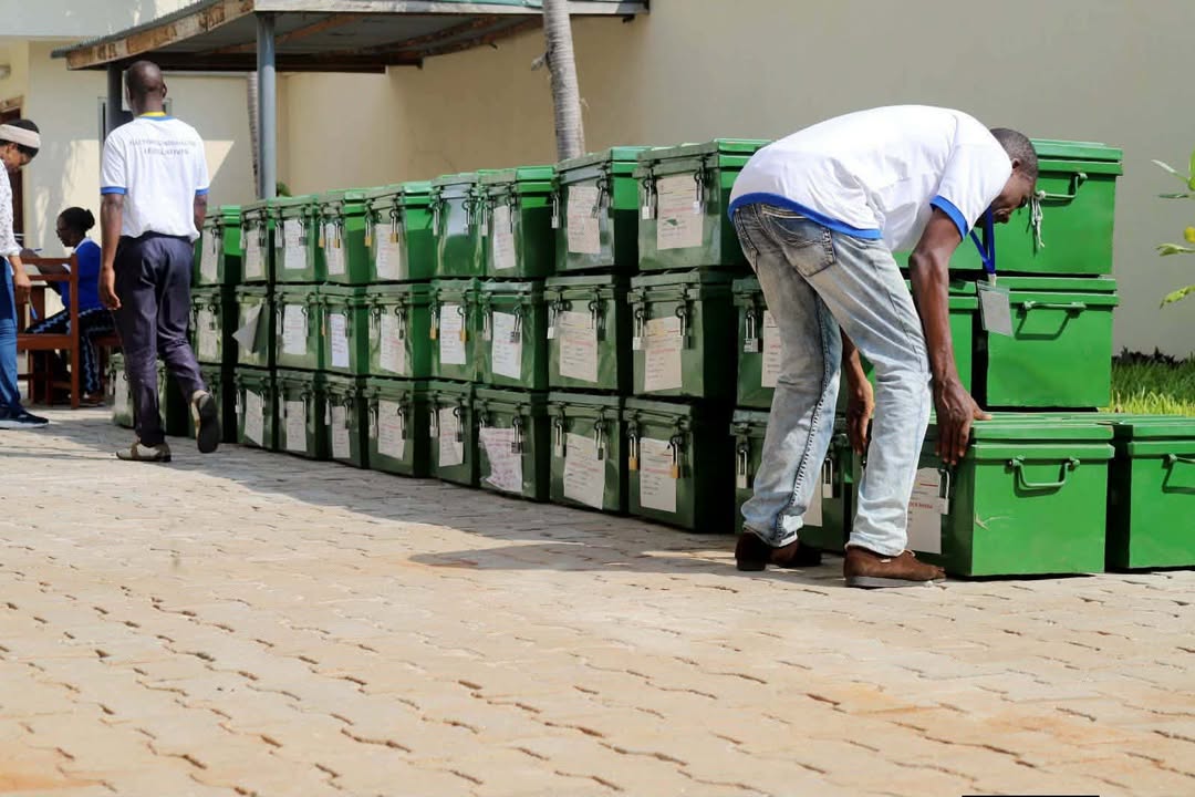 Législatives 2026 : Les cantines électorales font leur entrée à la Cour constitutionnelle