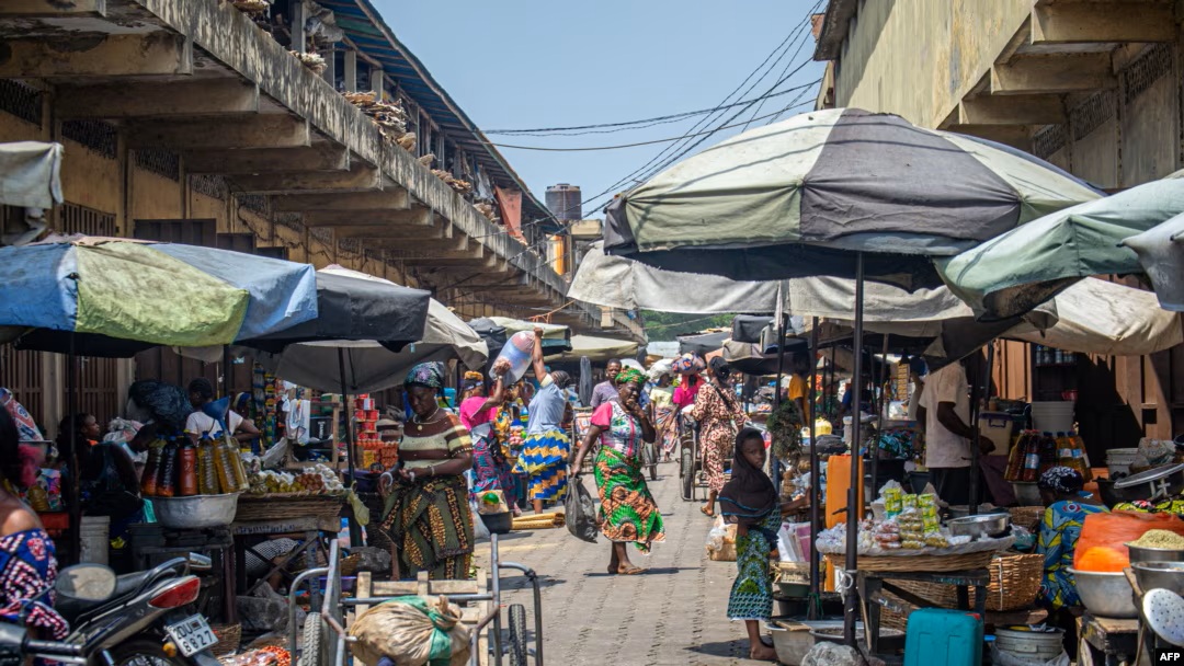 Insalubrité des marchés : le commerce alimentaire face aux risques sanitaires